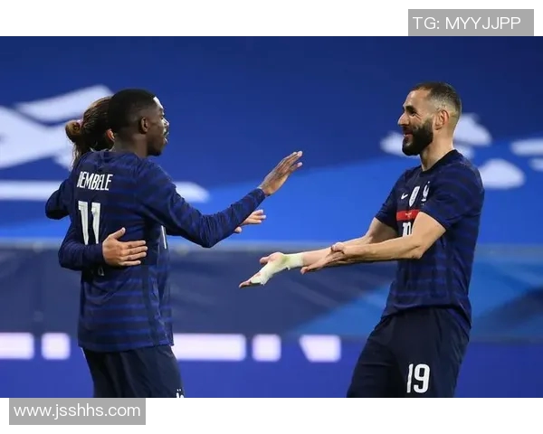 圣吉罗斯与亨克激战正酣谁能在这场对决中笑到最后 圣吉罗斯与亨克激战正酣谁能在这场对决中笑到最后